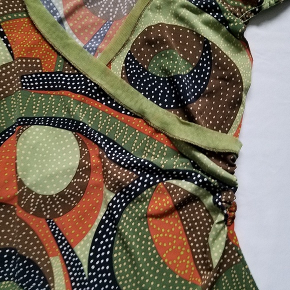 BCBGMaxAzria Brown Green Orange Wrap V-Neck Shirt - Picture 4 of 6